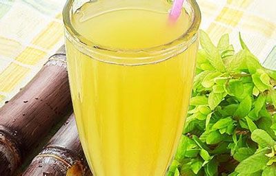 全套甘蔗汁飲料加工設(shè)備，小型蔬果汁生產(chǎn)線